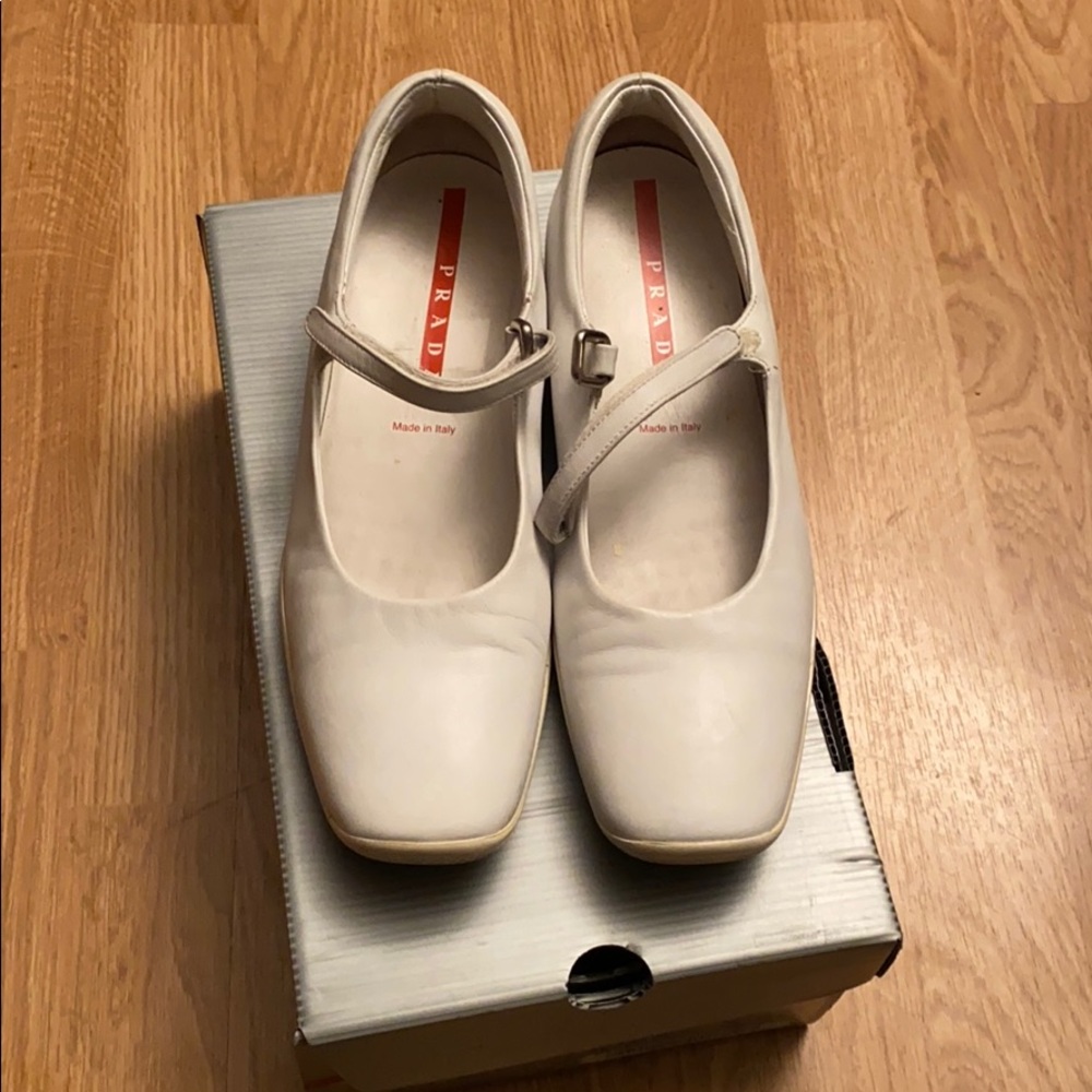Prada white Mary Jane Flats leather size 8